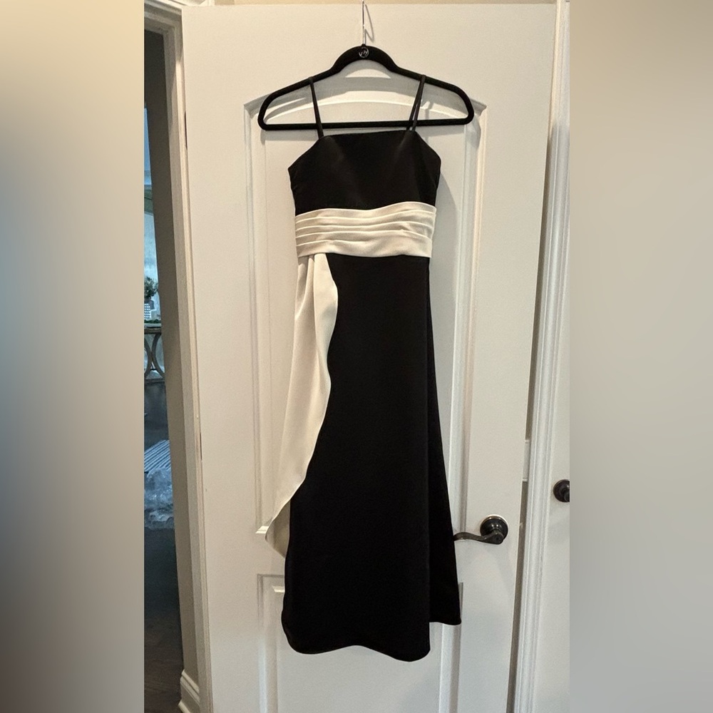 Girls size 10 formal dress